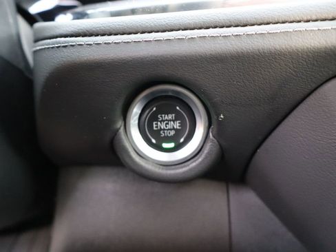 Used 2025 Chevrolet Suburban Z71 w/ Z71 Off-Road Package image 24