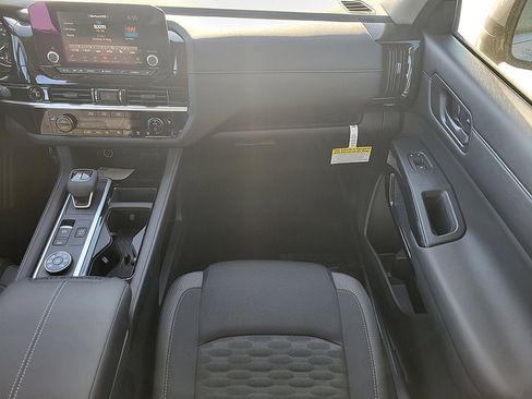 New 2025 Nissan Pathfinder SV image 21