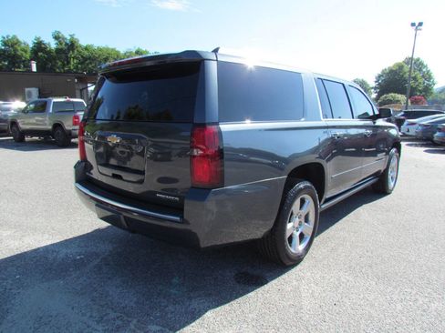 Used 2019 Chevrolet Suburban Premier image 7