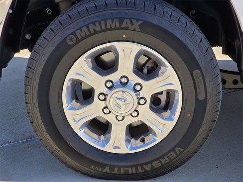 Used 2024 RAM 2500 Big Horn image 12