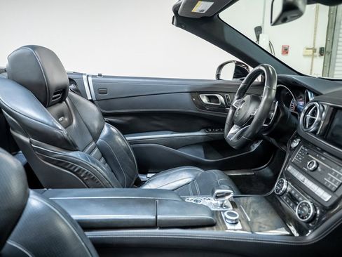 Used 2017 Mercedes-Benz SL 63 AMG image 57