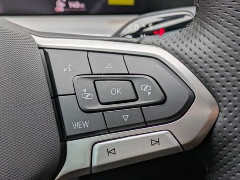 New 2026 Volkswagen Tiguan SE R-Line image 27