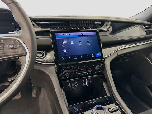 Used 2022 Jeep Grand Cherokee Trailhawk w/ Advanced Protech Group II image 26