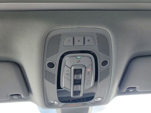 Used 2020 Audi Q5 e Prestige image 29