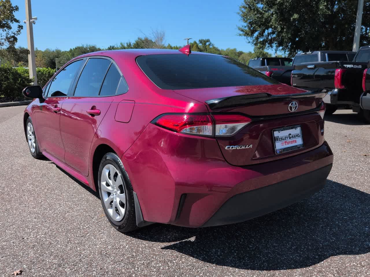 Certified 2025 Toyota Corolla LE FWD image 4