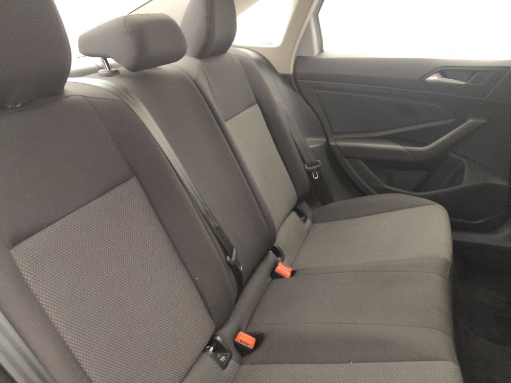 Used 2019 Volkswagen Jetta R-Line FWD image 19