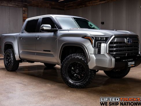 Used 2024 Toyota Tundra Limited image 1