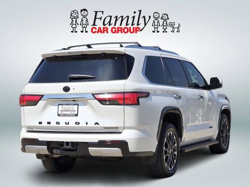Used 2025 Toyota Sequoia Limited w/ Tow Technology Package image 4
