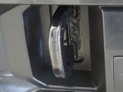 Used 2024 GMC Sierra 1500 Elevation image 19