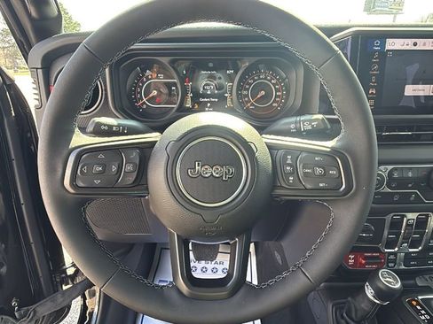 New 2026 Jeep Gladiator Rubicon image 19