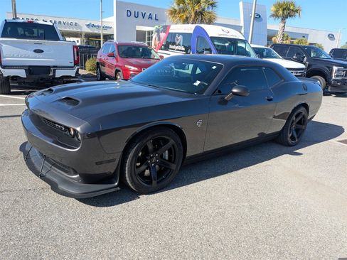 Used 2023 Dodge Challenger SRT Hellcat image 8