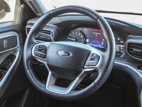 Used 2023 Ford Explorer XLT w/ Equipment Group 202A image 19