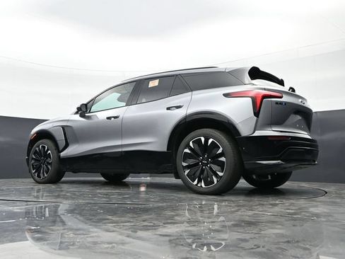 Used 2024 Chevrolet Blazer EV RS AWD/4WD image 41