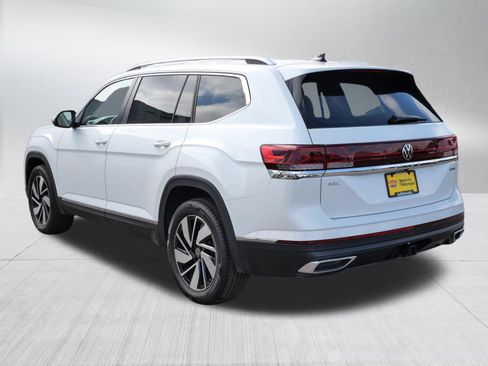 Certified 2025 Volkswagen Atlas SEL image 5