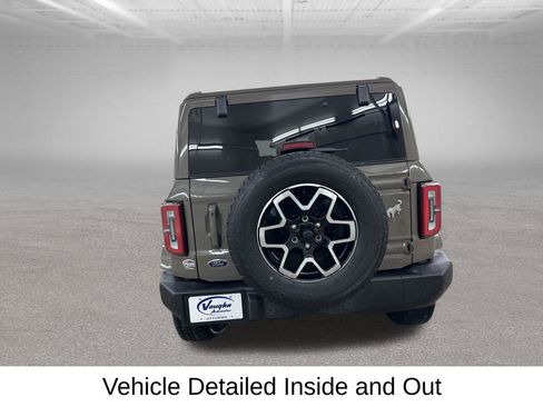 Used 2025 Ford Bronco Outer Banks AWD/4WD image 11