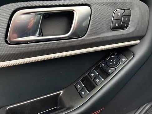 Used 2026 Ford Explorer ST image 15