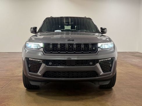 Used 2026 Jeep Grand Cherokee L Summit w/ Obsidian Package AWD/4WD image 29