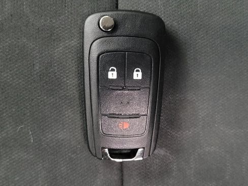 Used 2020 Chevrolet Trax LS FWD image 32