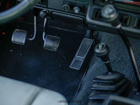 Used 1991 Jeep Wrangler Renegade AWD/4WD image 46