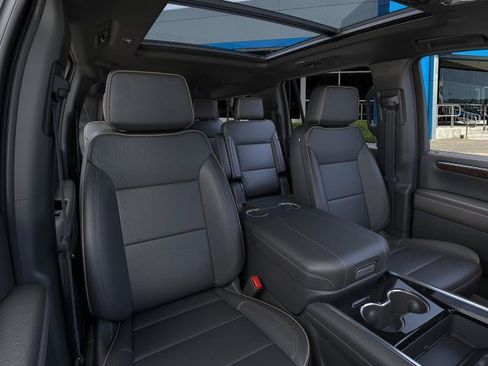New 2026 Chevrolet Suburban Premier w/ Sun And Tow Package AWD/4WD image 16