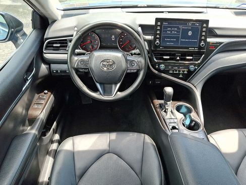 Used 2024 Toyota Camry XSE FWD image 11
