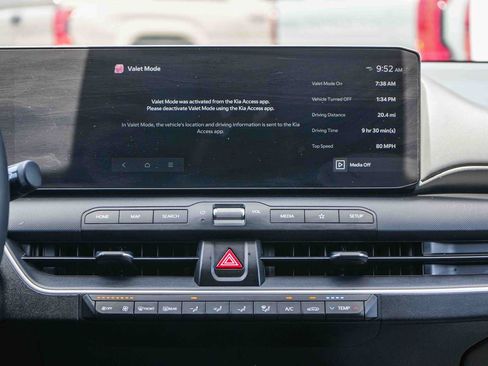 Used 2025 Kia K4 FWD image 14