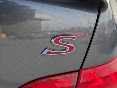 Used 2010 Toyota Corolla S image 10