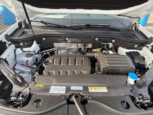 New 2026 Volkswagen Atlas Peak Edition AWD/4WD image 24