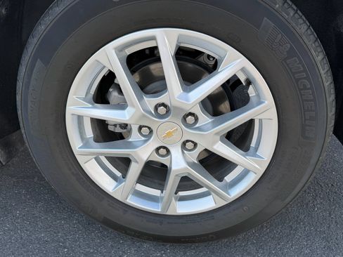 Used 2022 Chevrolet Equinox LT FWD image 28