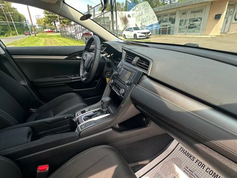 Used 2018 Honda Civic LX image 31