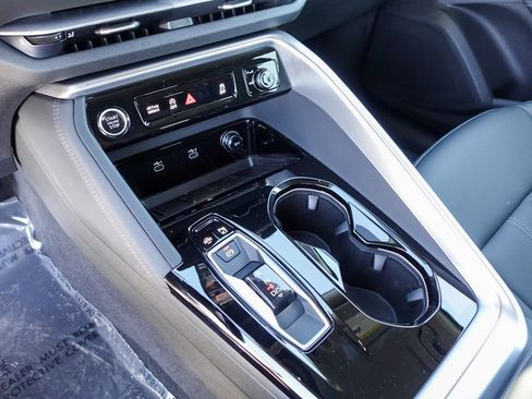 New 2025 Audi Q5 Premium image 19