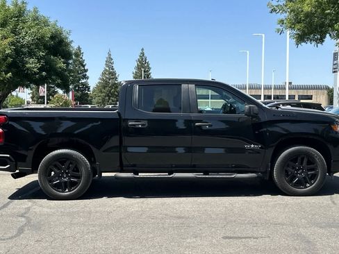 Used 2022 Chevrolet Silverado 1500 Custom w/ Rally Edition RWD image 9