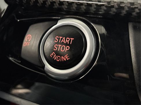 Used 2018 BMW X5 M Sport Utility 4D image 40