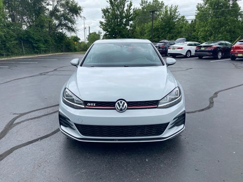 Used 2018 Volkswagen GTI S FWD image 2