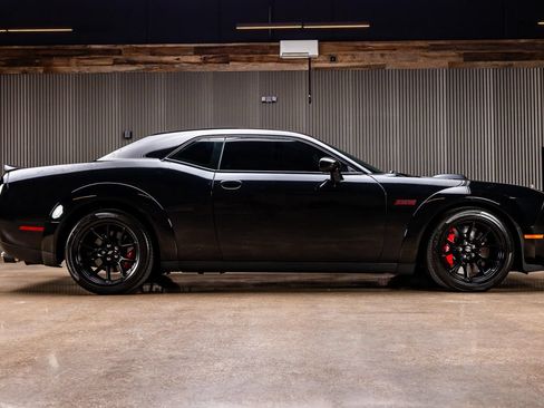 Used 2023 Dodge Challenger R/T Scat Pack RWD image 10
