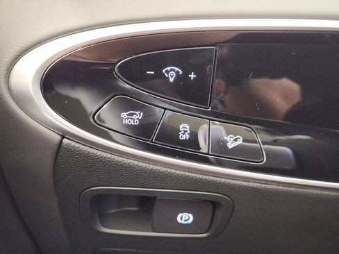 New 2026 Genesis GV70 2.5T AWD/4WD image 18