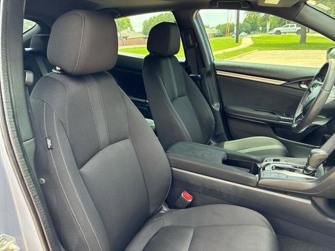 Used 2018 Honda Civic EX image 33