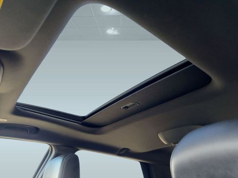 Used 2024 Dodge Durango GT image 16