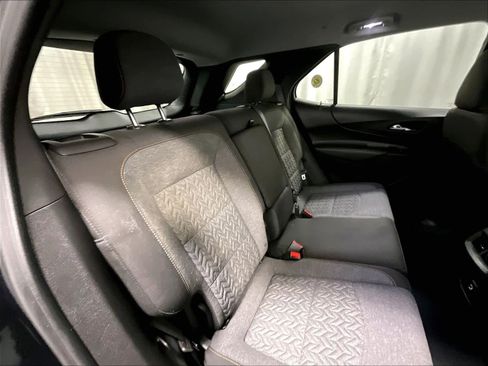 Used 2022 Chevrolet Equinox LT image 16