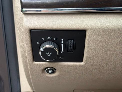 Used 2017 Jeep Grand Cherokee Limited AWD/4WD image 51
