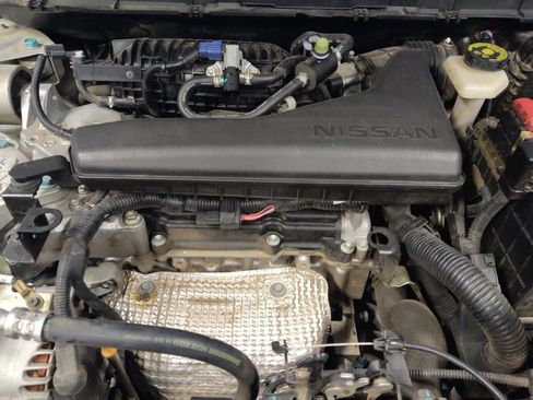 Used 2018 Nissan Rogue SV FWD image 30