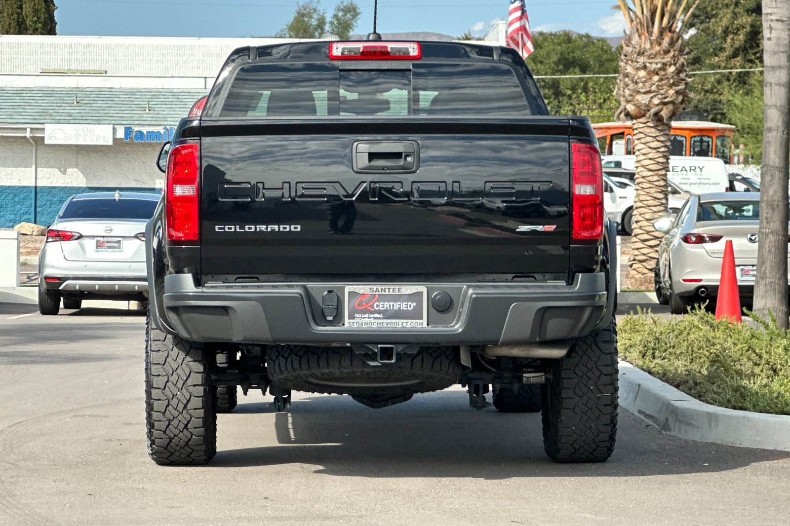 Used 2022 Chevrolet Colorado ZR2 w/ ZR2 Midnight Special Edition AWD/4WD image 5
