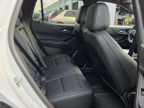 Certified 2026 Chevrolet Equinox LT w/ Convenience Package II FWD image 15