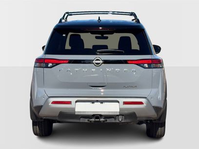 New 2025 Nissan Pathfinder Platinum w/ Cargo Package