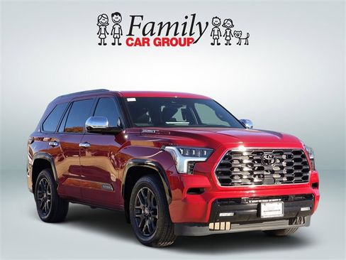 Used 2025 Toyota Sequoia Platinum image 2