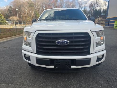 Used 2015 Ford F150 XLT w/ Equipment Group 302A Luxury image 2