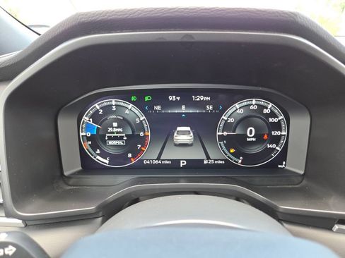 Used 2024 Mitsubishi Outlander SE Black Edition FWD image 39