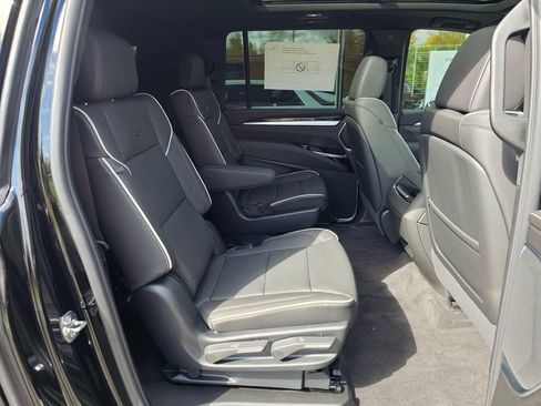 New 2026 Cadillac Escalade ESV Sport AWD/4WD image 12