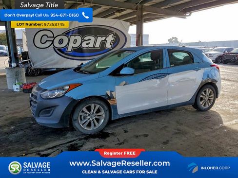 Used 2017 Hyundai Elantra GT image 1