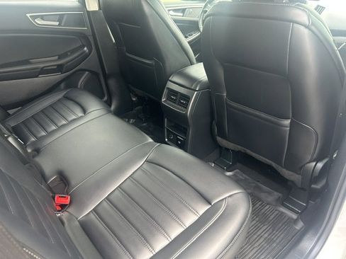 Used 2022 Ford Edge SEL w/ Convenience Package AWD/4WD image 10